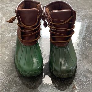 Steve Madden duck boots